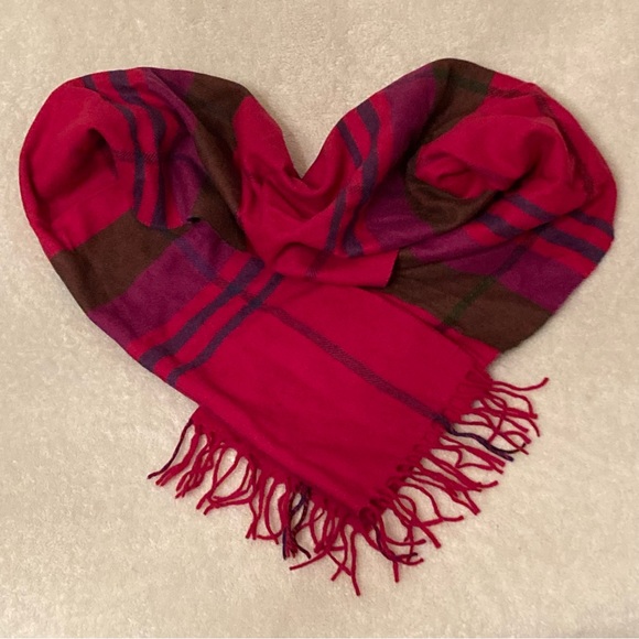 Perfect Valentine Wool-Blend Red Pink Scarf - Picture 9 of 16